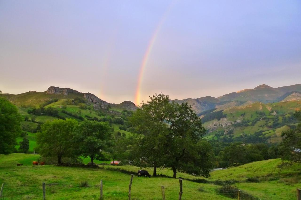 La Pasiega San Roque de Ríomiera Buitenkant foto