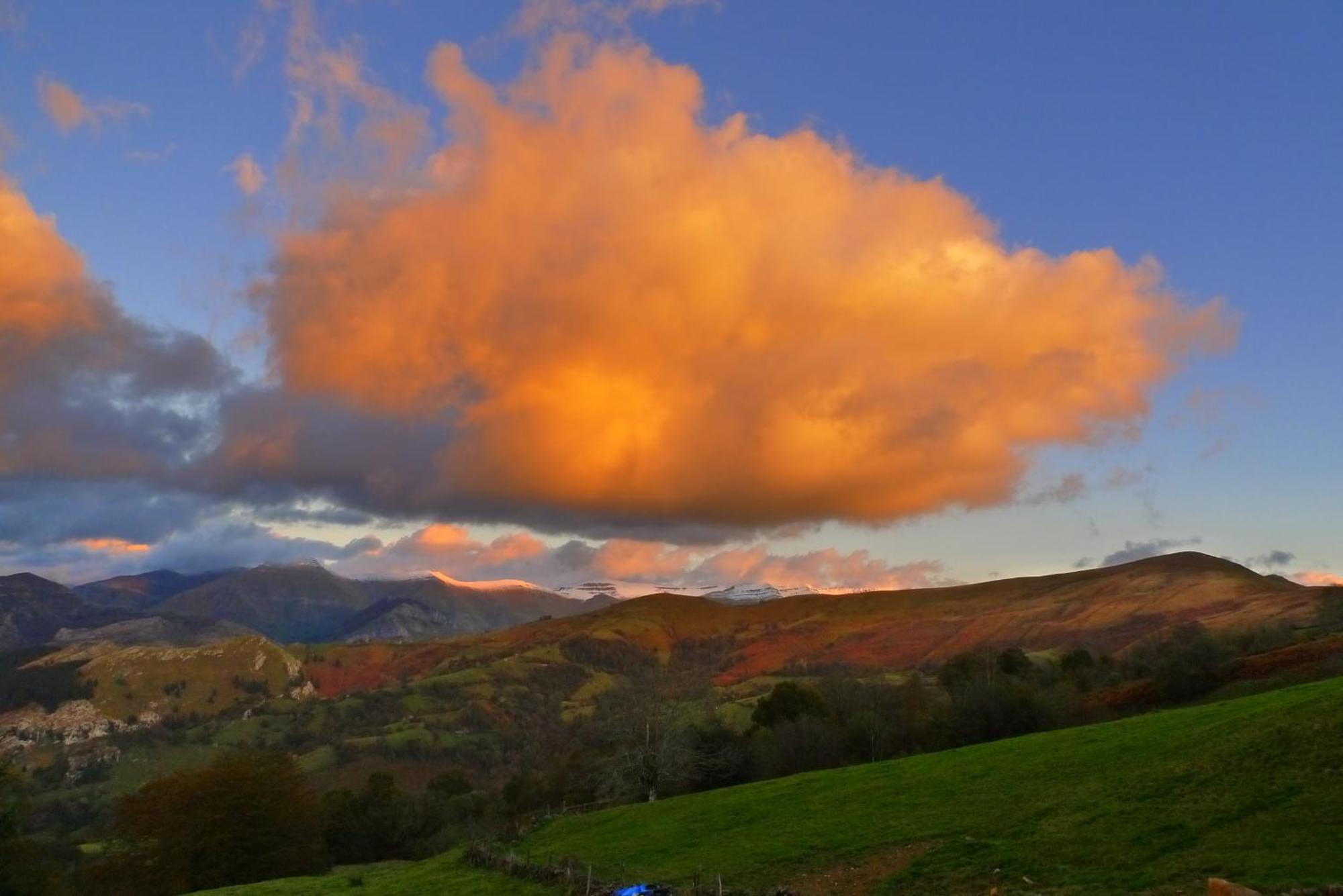 La Pasiega San Roque de Ríomiera Buitenkant foto